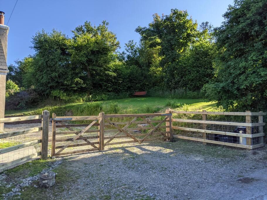 Tranquil 1 Bedroom 15 Mins Drive To Sea
