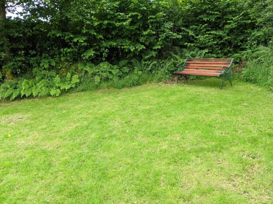 Tranquil 1 Bedroom 15 Mins Drive To Sea