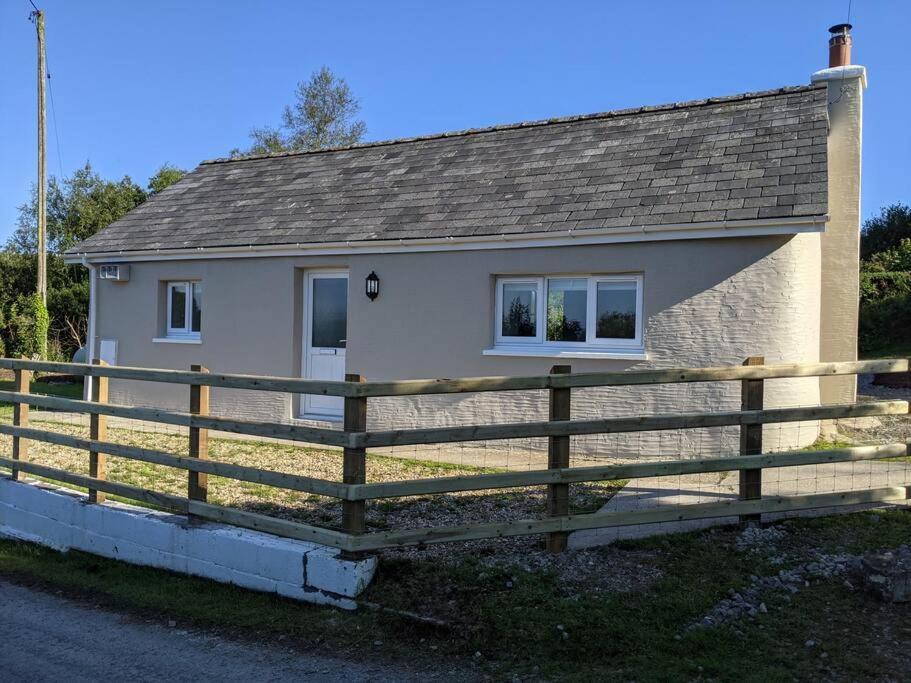 Casa de Férias Tranquil 1 Bedroom 15 Mins Drive To Sea